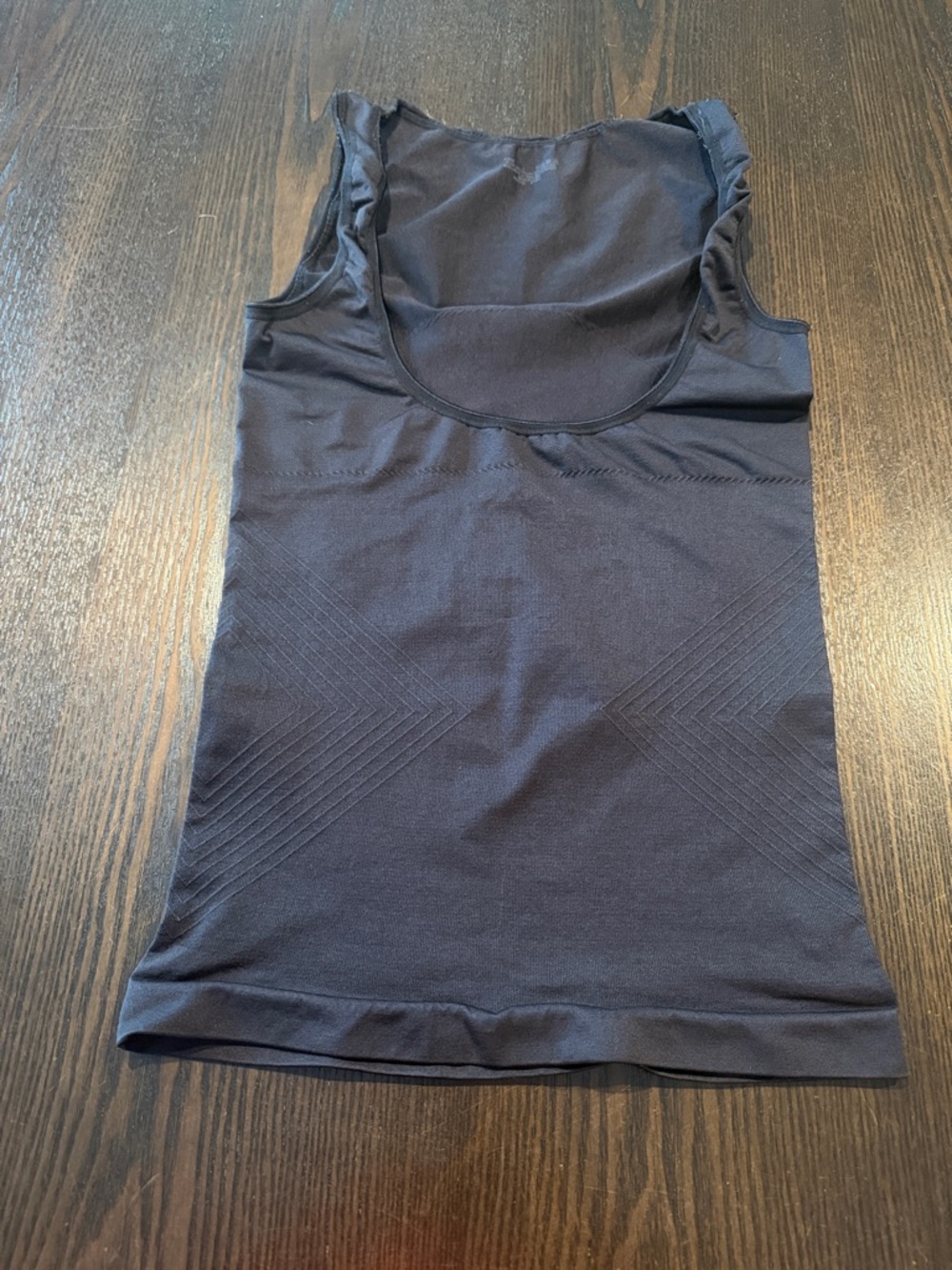 Women’s Seamless Black Scoop Neck Tank Top